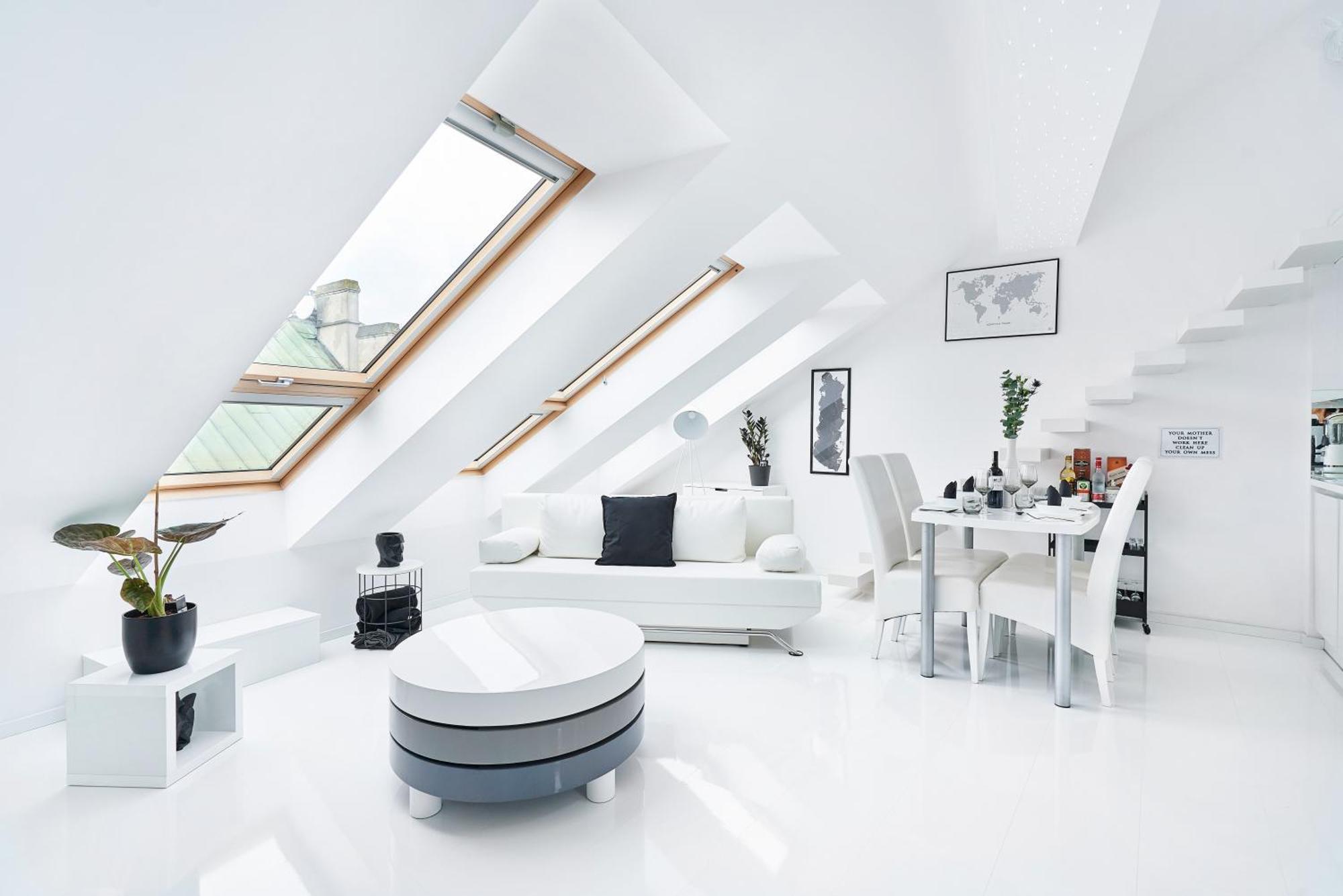Апартаменты Unique Design Loft In Middle Of Centre Of Old Town With Netflix Краков Экстерьер фото
