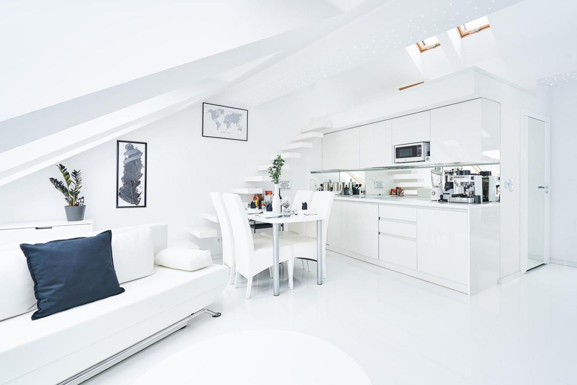 Апартаменты Unique Design Loft In Middle Of Centre Of Old Town With Netflix Краков Экстерьер фото